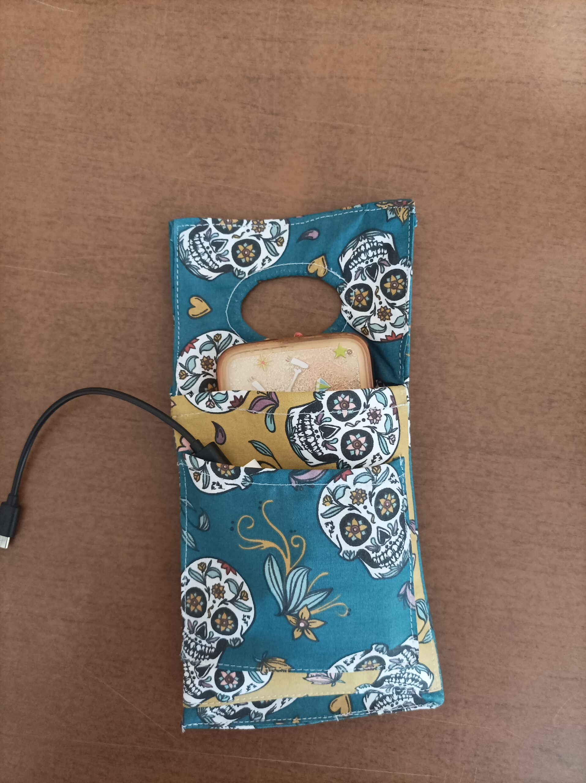 La proposta di questa settimana, i nostri porta cellulare!