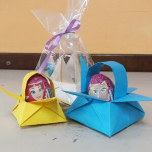 Cestino in origami con dolce sorpresa